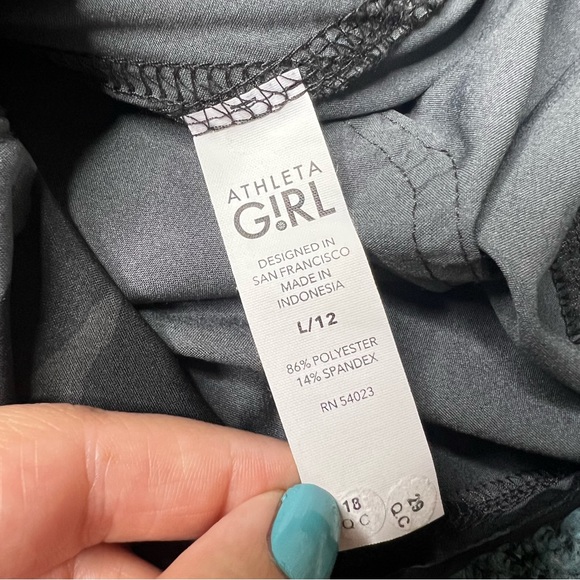 Athleta Girl On The Go Romper in Black Camo Print - Picture 6 of 7